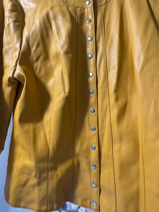 Zara Women's Yellow Snap-Front Leather Jacket - Picture 5 of 8